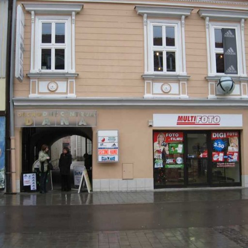 Obchodné centrum Dana